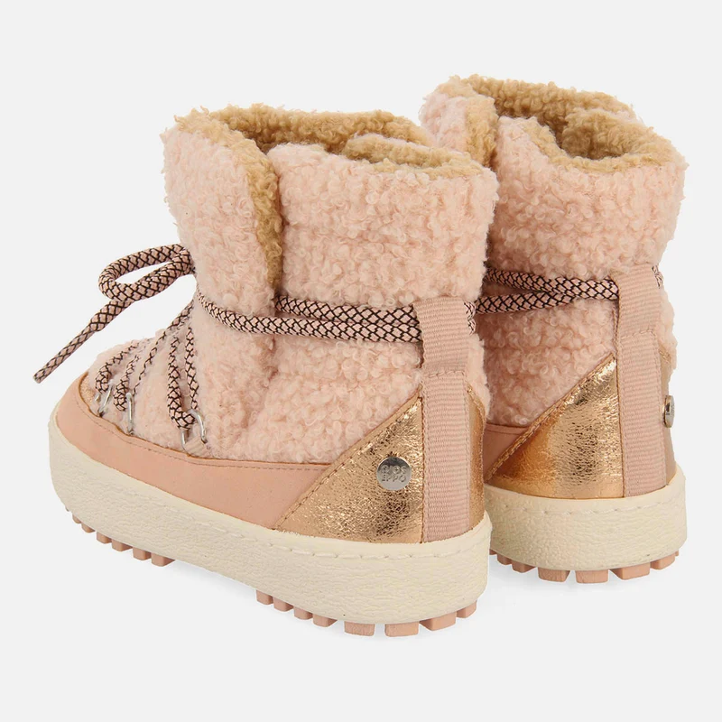 SHEEPSKIN TARUP STYLE APRES-SKI BOOTS