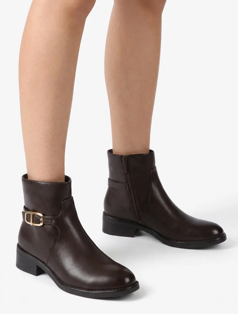Bottines en simili à boucle métallique - Chocolat