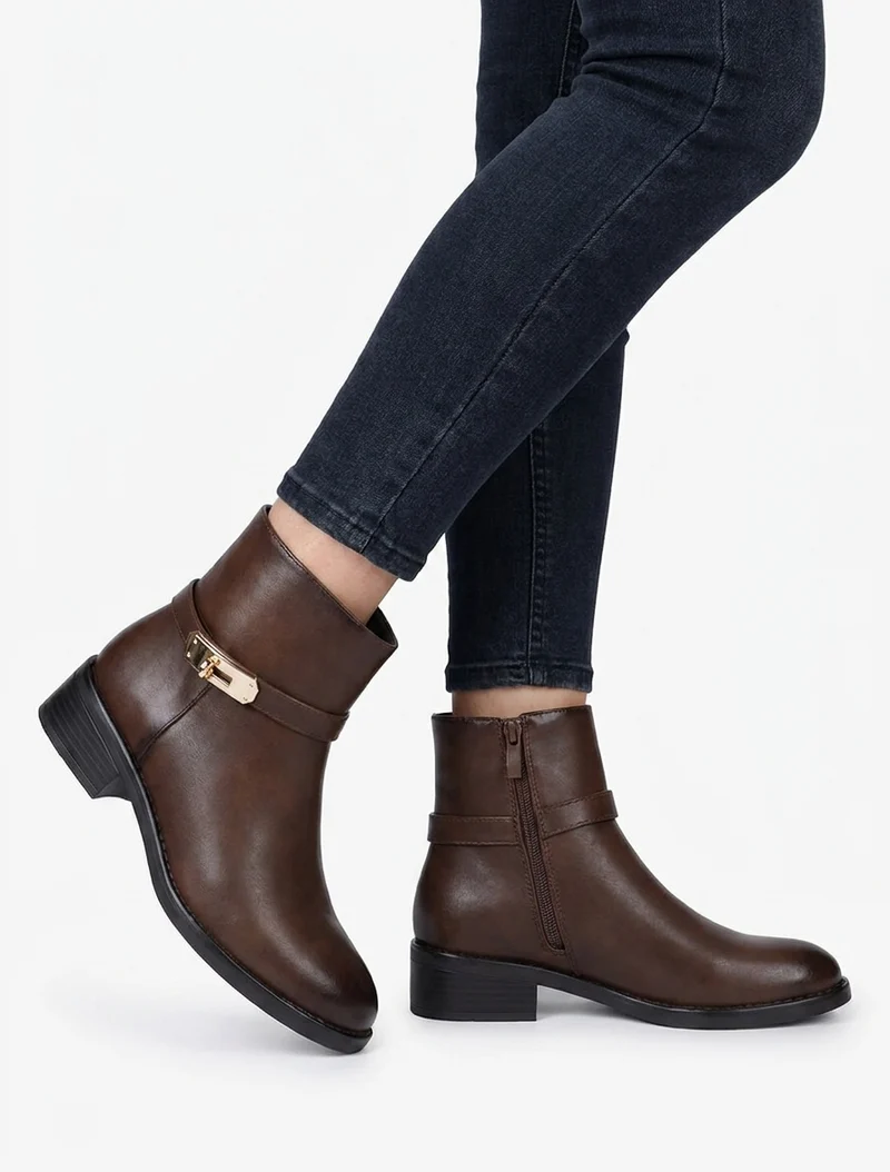 Bottines en simili à boucle décorative - Chocolat