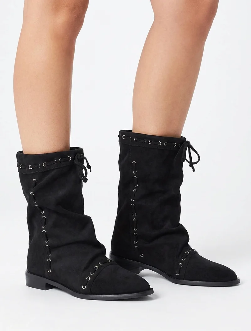 Bottines en suédine à cordons de serrage - Noir