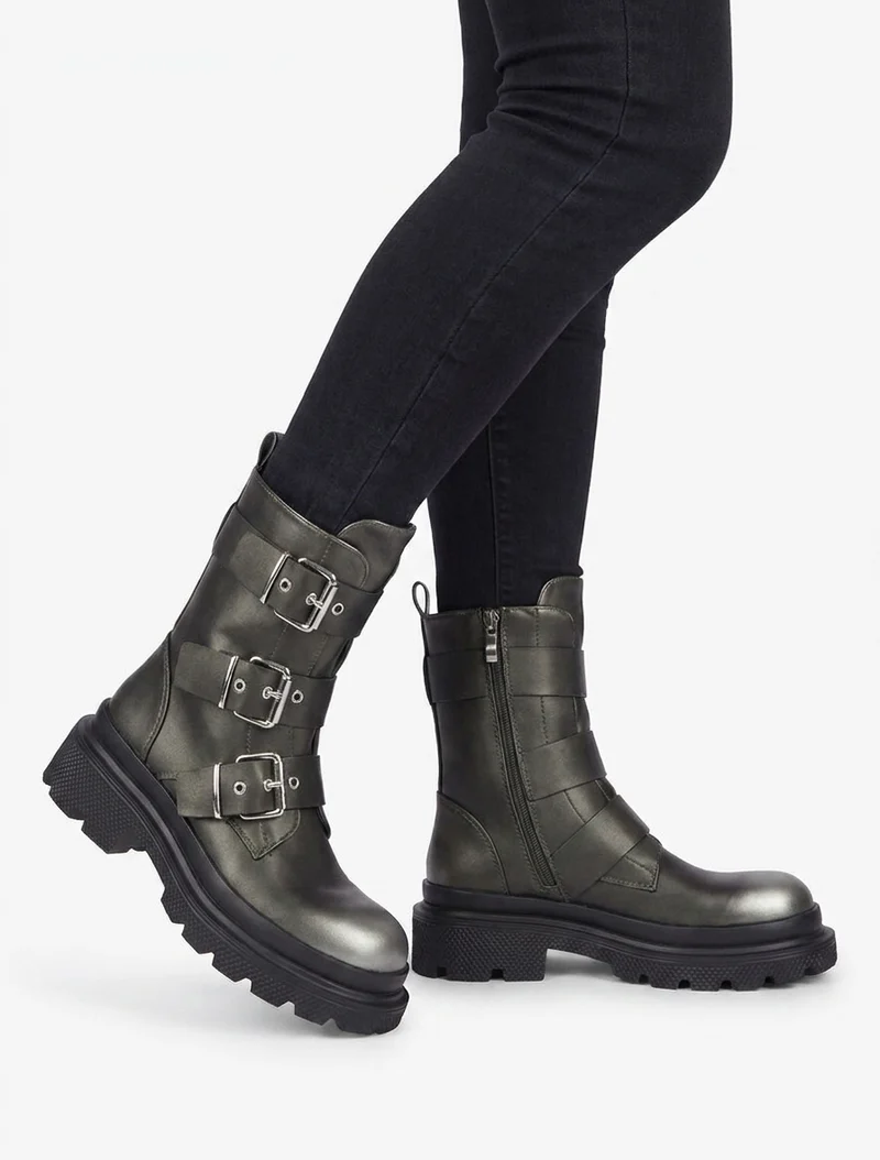 Bottines nacrées à sangles et semelles crantées - Gris