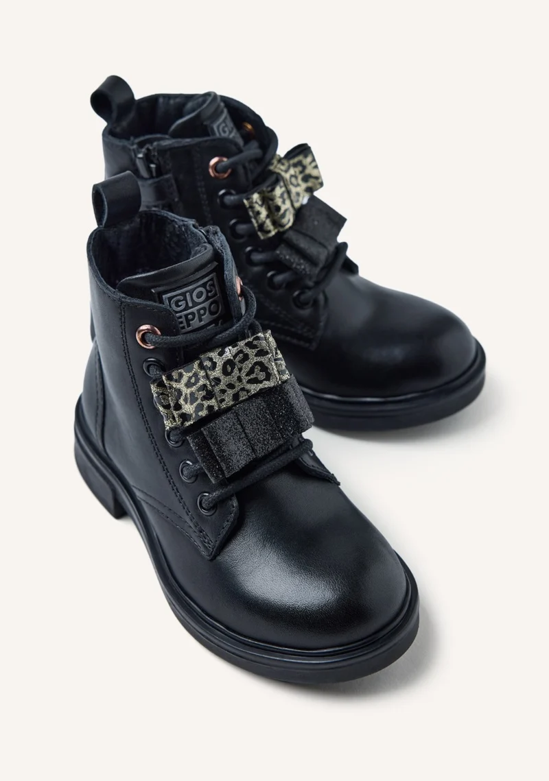 LEATHER BOOTS BOWS REVERE