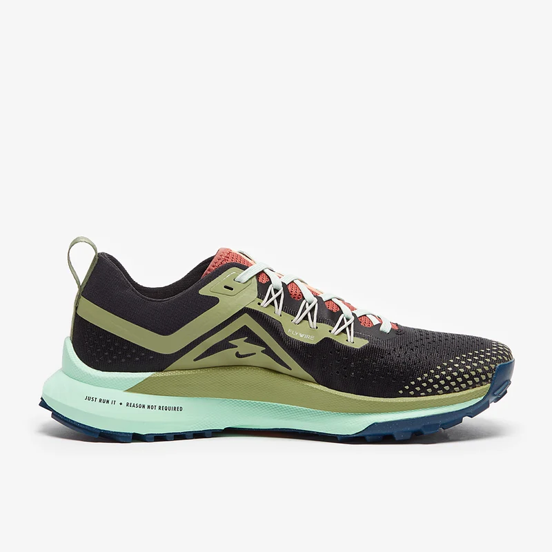Nike Femme React Pegasus Trail 4