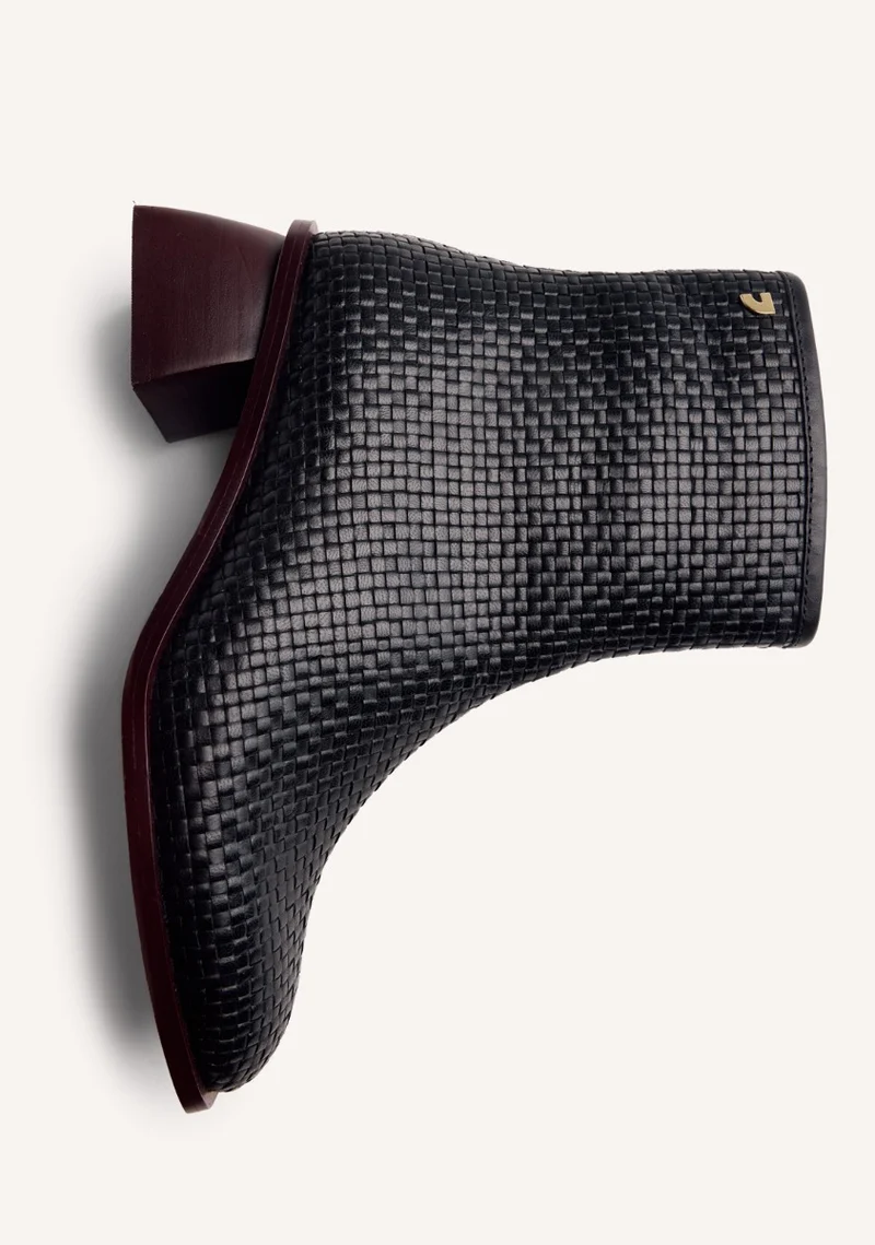 BRAIDED LEATHER BOOTS BEXLEY