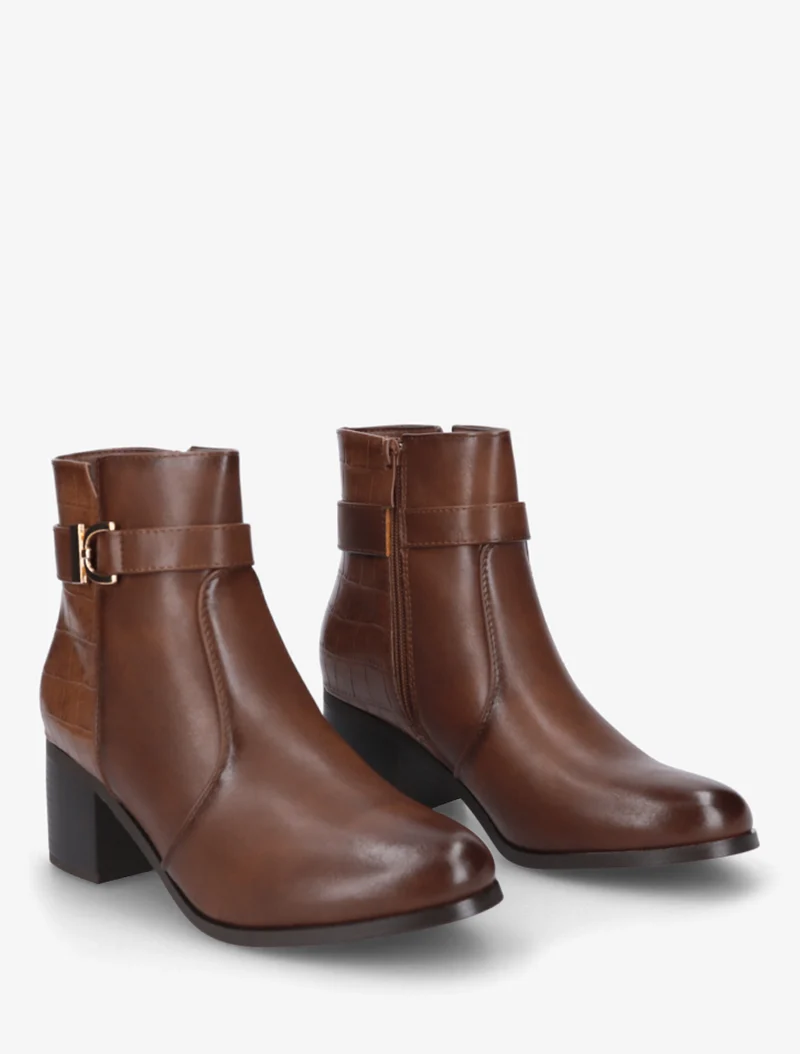 Bottines à contrefort effet croco - Camel
