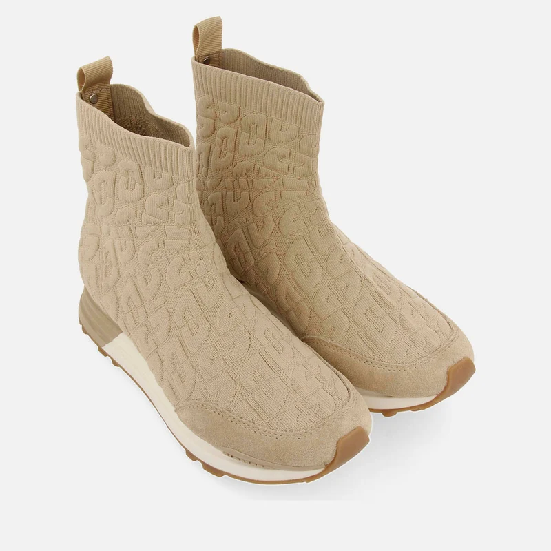 SOCK-LIKE SNEAKERS HOLEV
