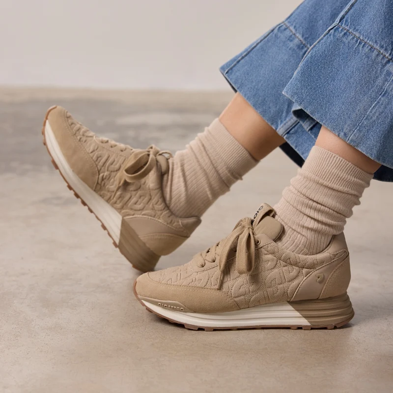 PADDED SNEAKERS SVIT
