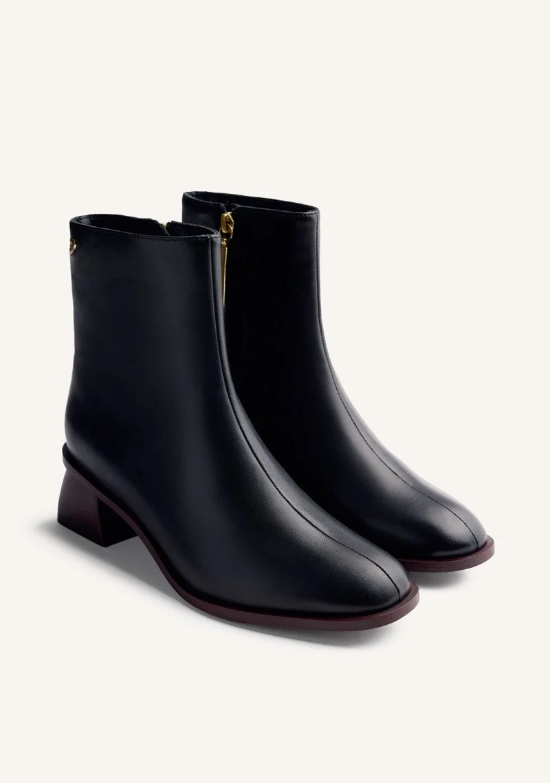 LEATHER BOOTS PIERZ