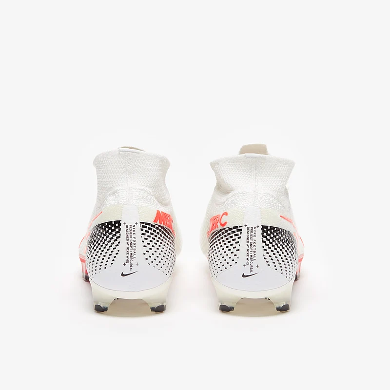 Chaussure de football à crampons pour terrain sec Nike Mercu