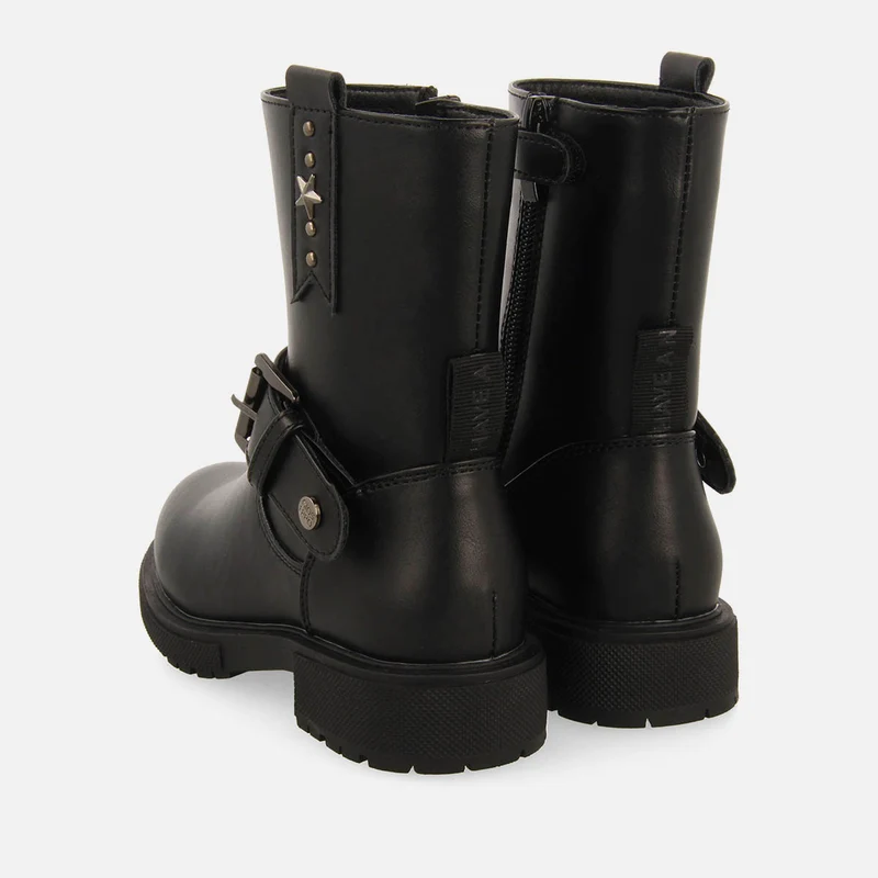 BIKER BOOTS WITH STUDS ON THE HEEL