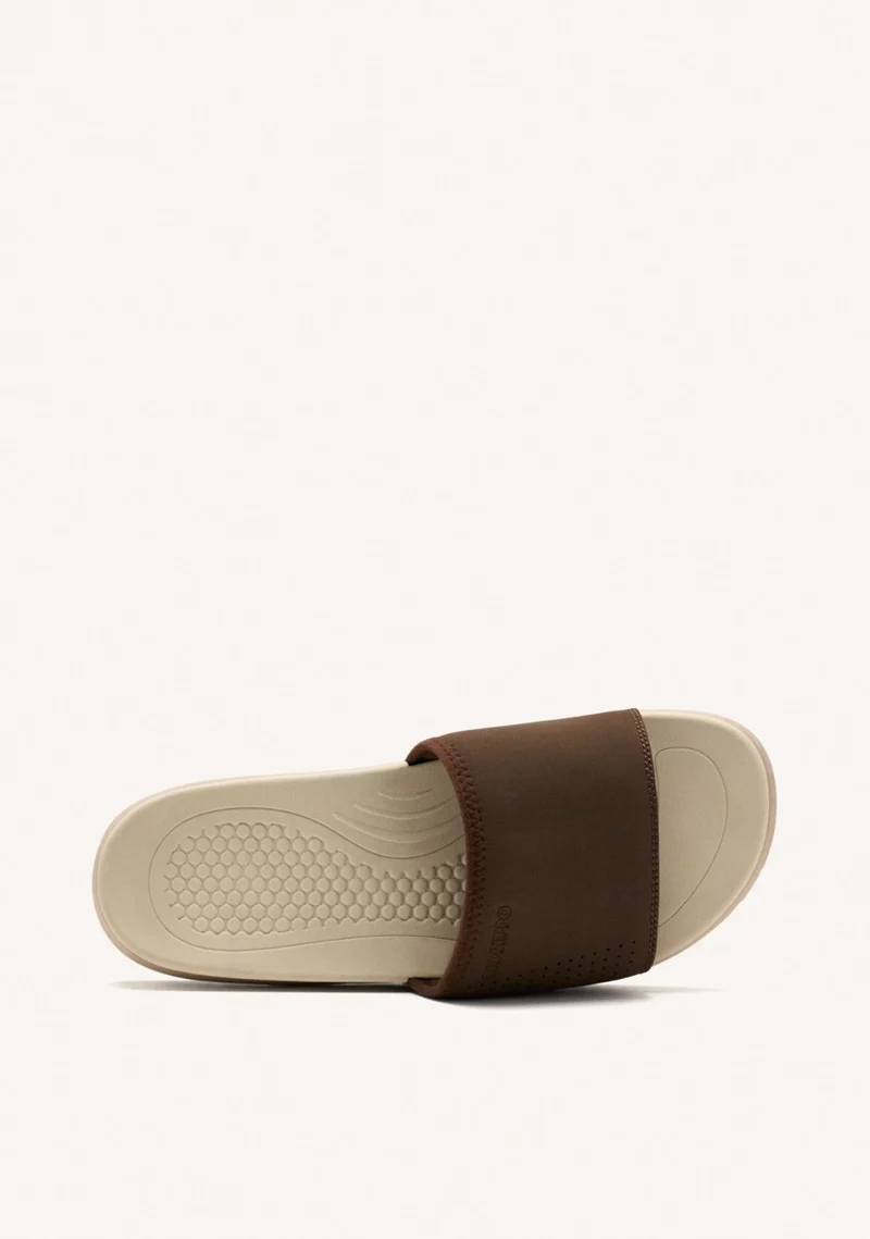 SLIDE TYPE FLIP-FLOPS HOOKSETT