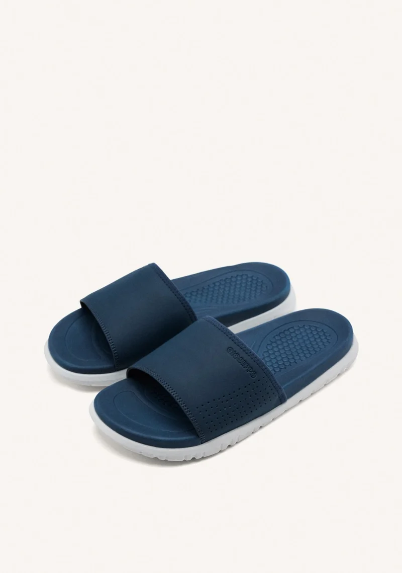 SLIDE TYPE FLIP-FLOPS HOOKSETT