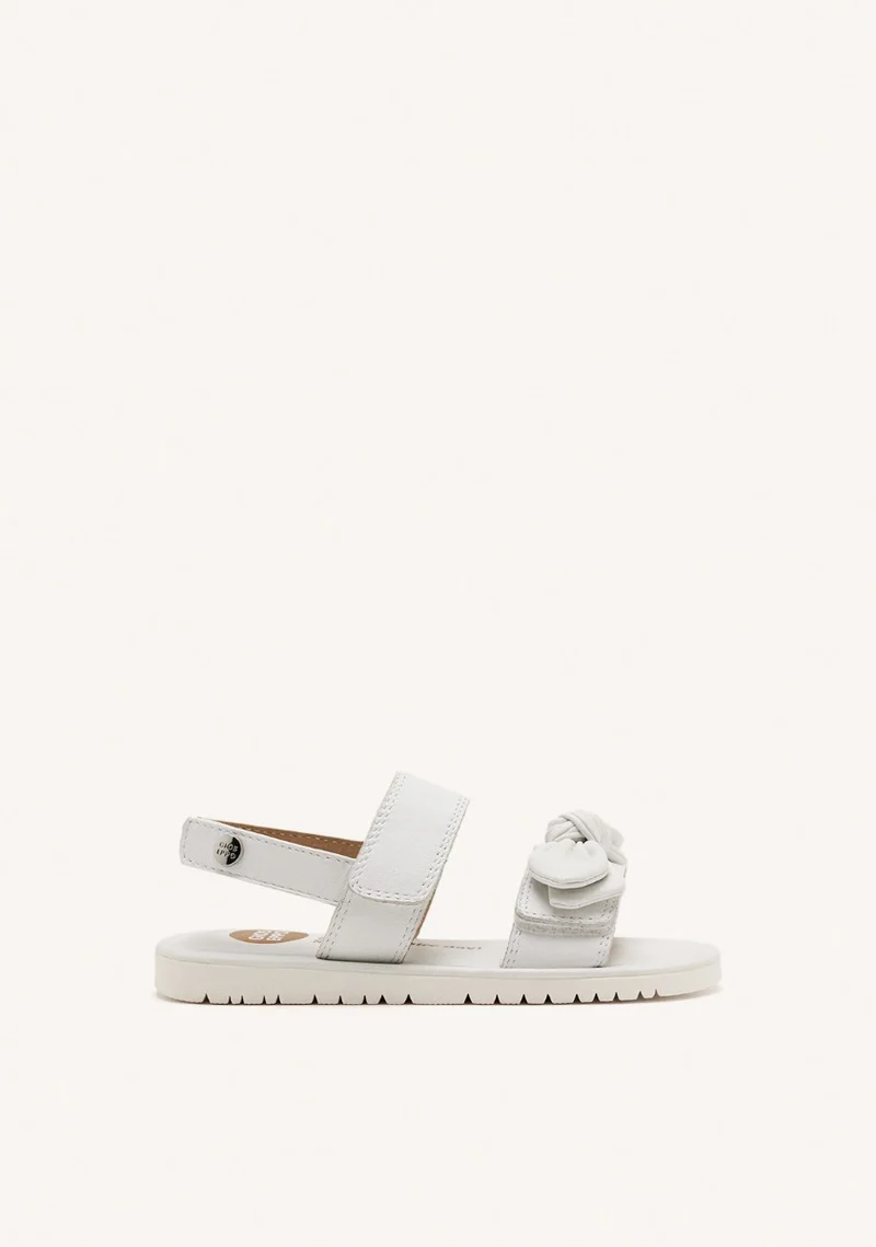 Sandals for girls with tie