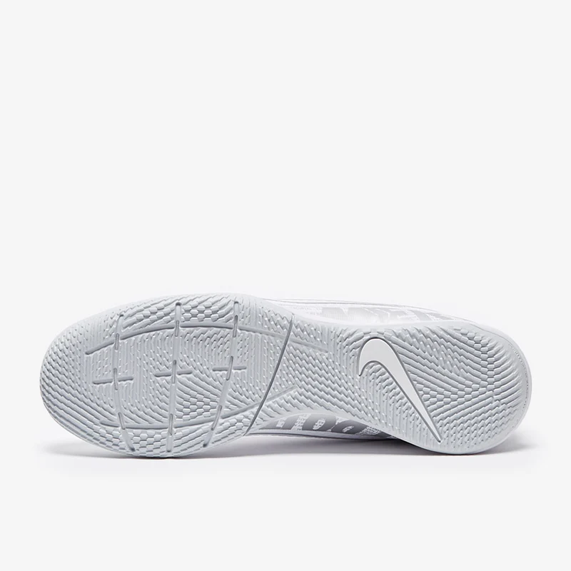 Chaussures de foot Nike Mercurial Vapor XIII Academy IC