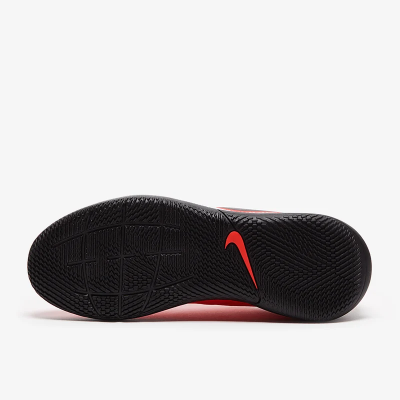 Chaussure de football en salle Nike Jr. Tiempo Legend 8 Club