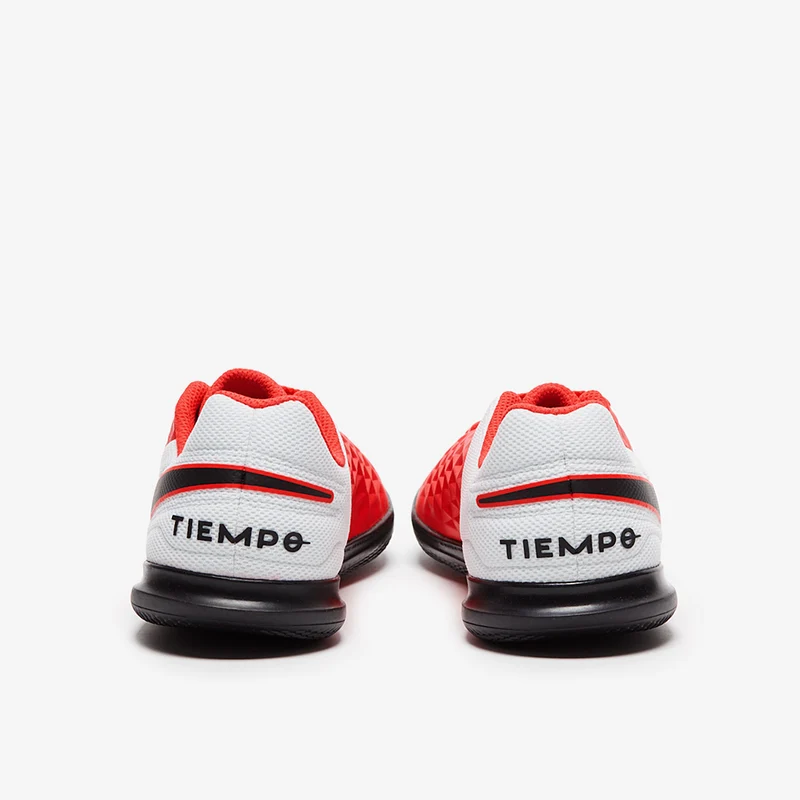 Chaussure de football en salle Nike Jr. Tiempo Legend 8 Club