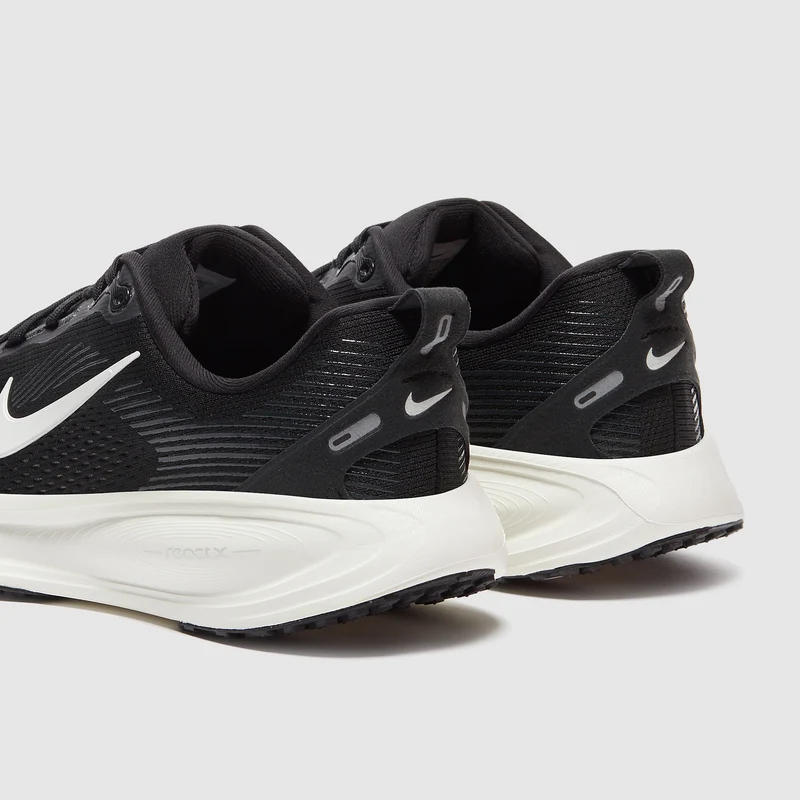 Nike Vomero 18 pour Enfant plus âgé (GS)