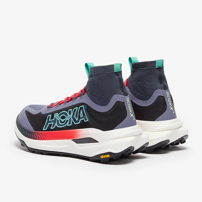 Hoka Tecton X 3