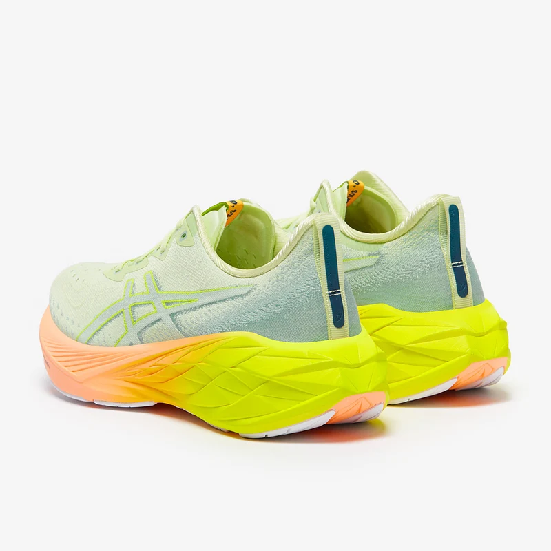 Asics Novablast 4 Paris
