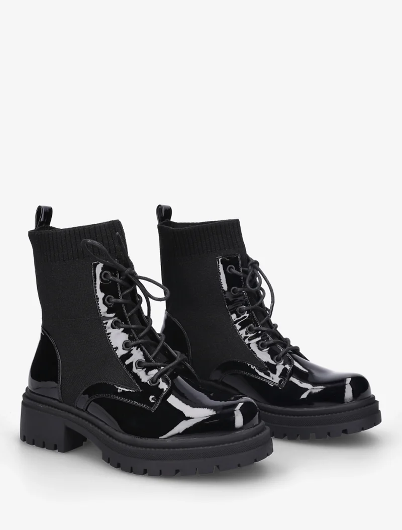 Bottines chaussettes et vernies - Noir