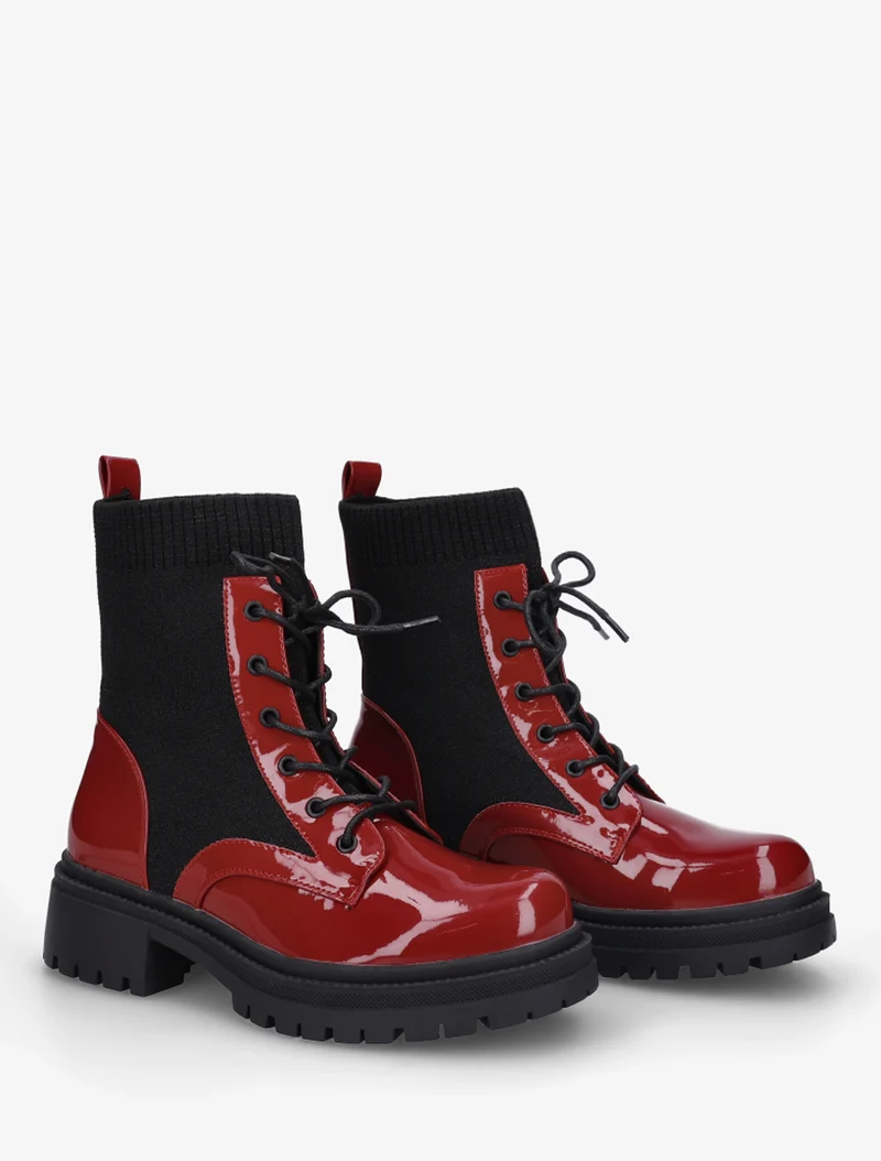 Bottines chaussettes et vernies - Rouge