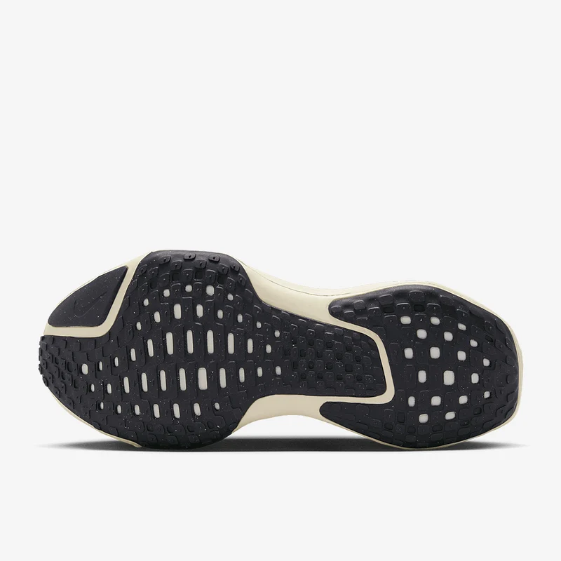 Nike ZoomX Invincible Run Flyknit 3