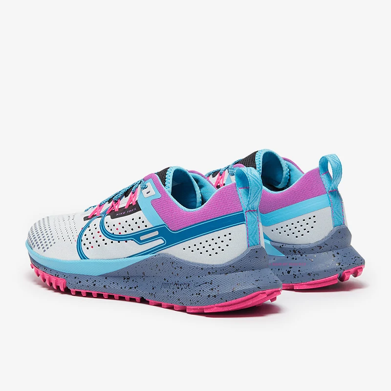 Nike Femme React Pegasus Trail 4 SE
