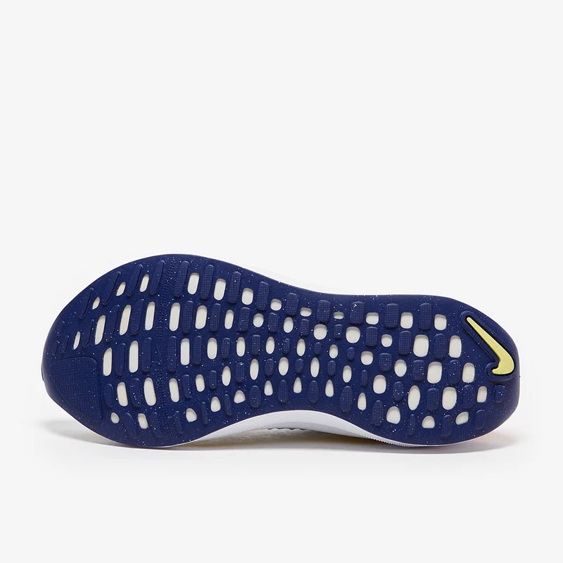 Nike Chaussure de running sur route pour homme InfinityRN 4