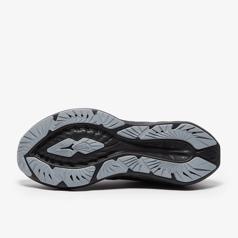 Asics Novablast 4