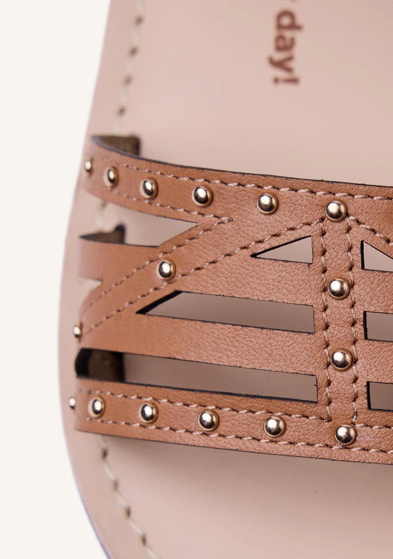 STUDDED LEATHER SANDALS YSTAD