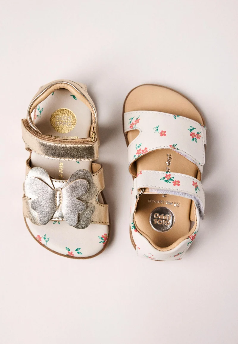 GIOSEPPO BAREFOOT - SHINY LEATHER SANDALS WITH BUTTERFLY NANDI