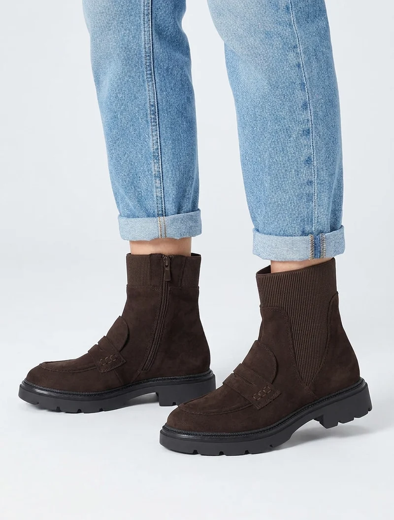 Bottines en suédine style mocassin - Chocolat