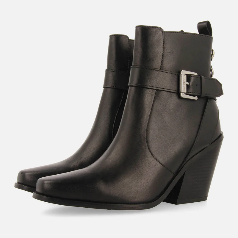 COWBOY LEATHER BOOTS WITH HEEL SANDVED