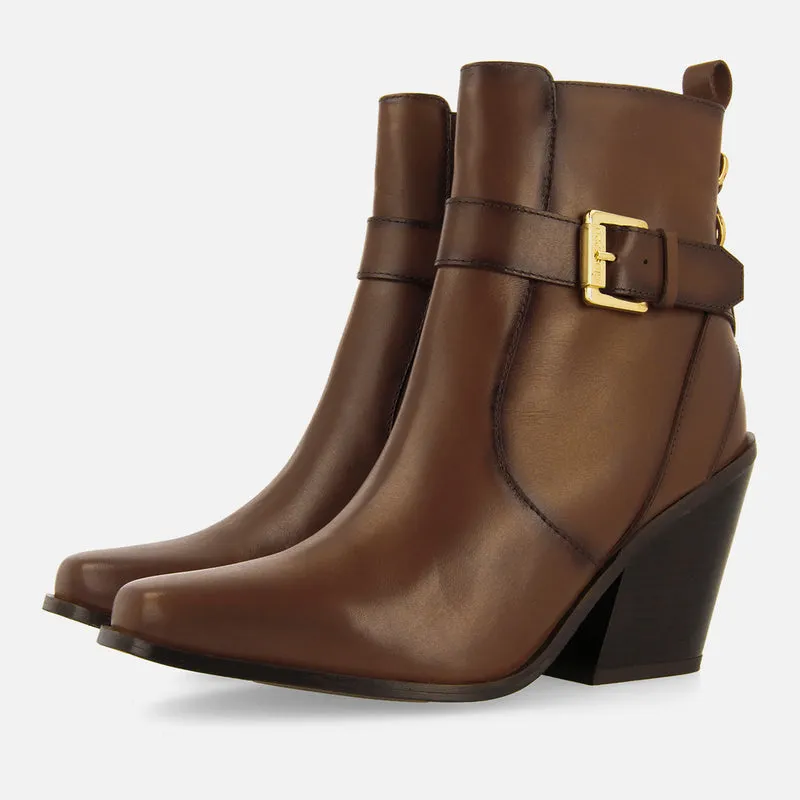 COWBOY LEATHER BOOTS WITH HEEL SANDVED