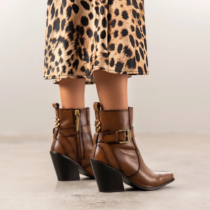 COWBOY LEATHER BOOTS WITH HEEL SANDVED