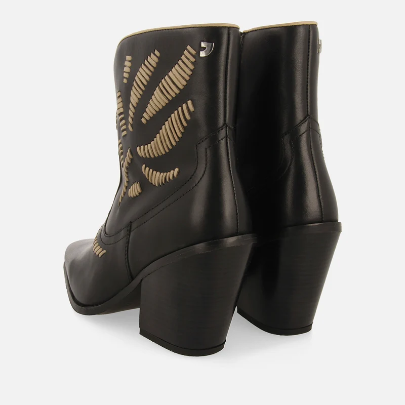 COWBOY BOOTS EMBROIDERED LEATHER RAJEC