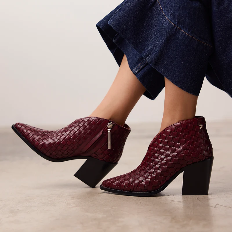BRAIDED LEATHER ANKLE BOOTS WITH HEEL TAMASI