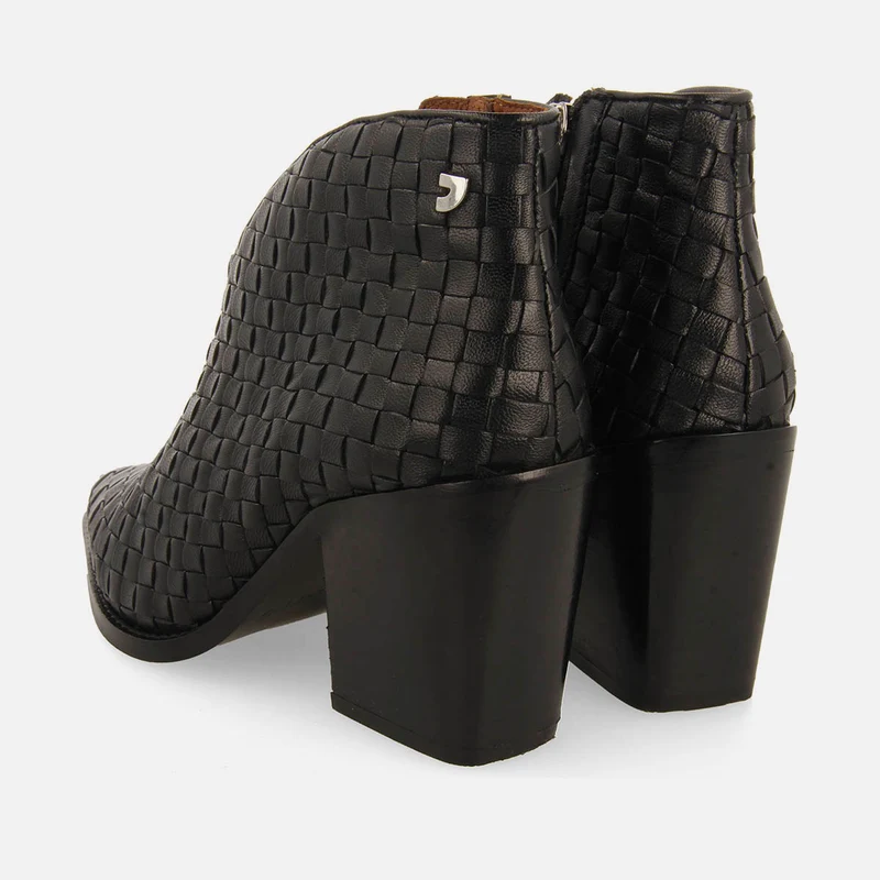 BRAIDED LEATHER ANKLE BOOTS WITH HEEL TAMASI