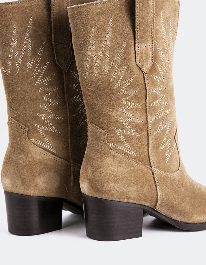 Freyr Taupe Suede