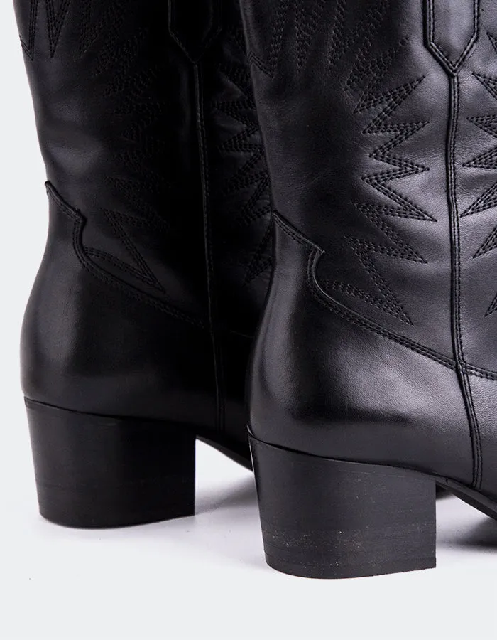 Freyr Black Leather