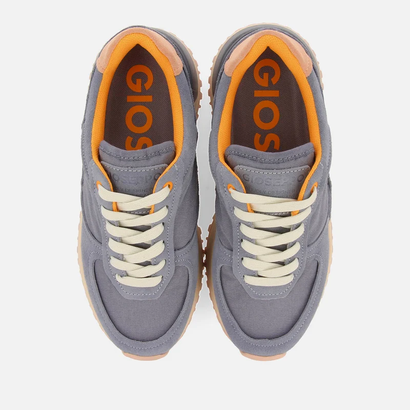 RETRO SNEAKERS FLOING