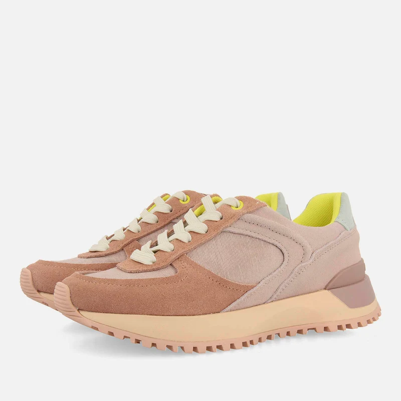 RETRO SNEAKERS FLOING