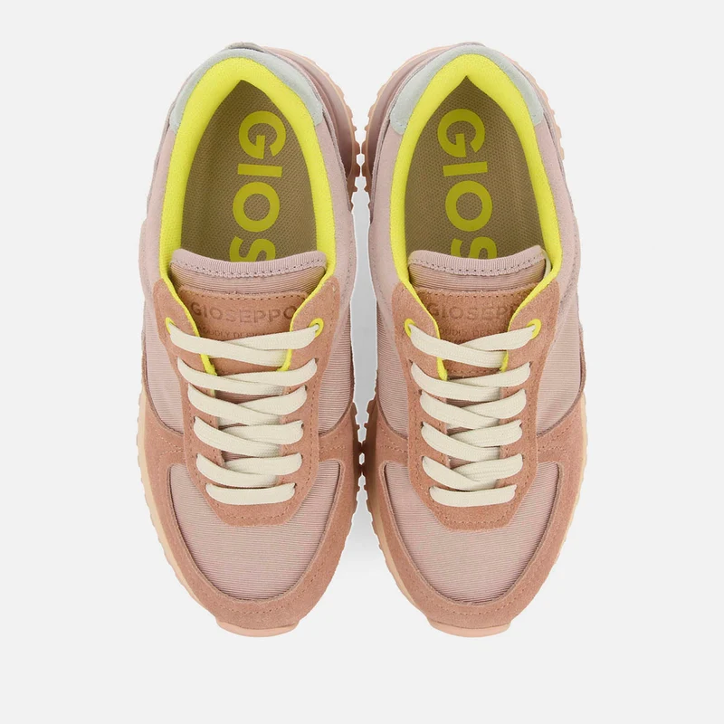 RETRO SNEAKERS FLOING