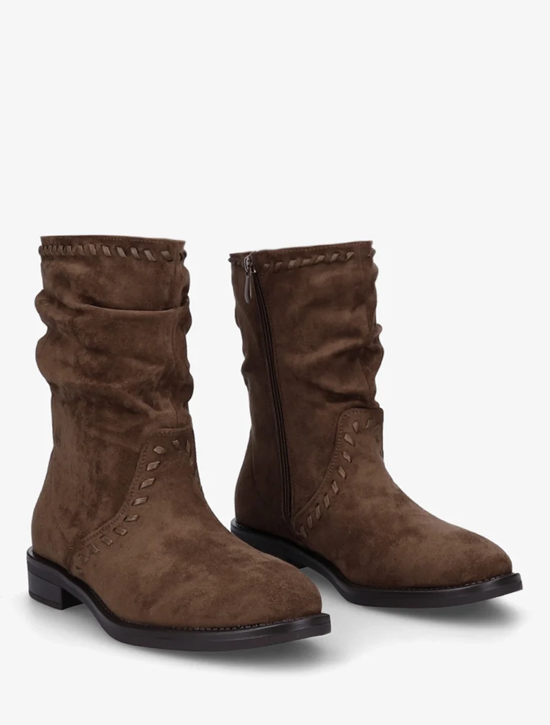 Bottines en suédine à coutures apparentes - Marron