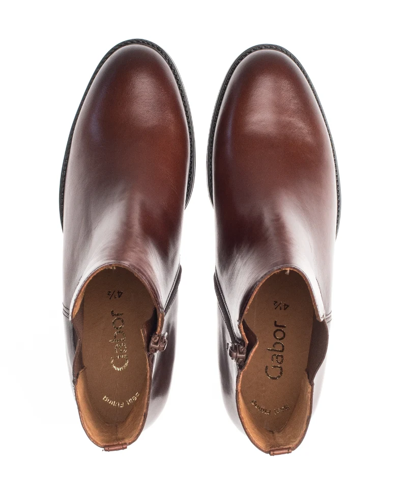 Bottines marron en cuir lisse