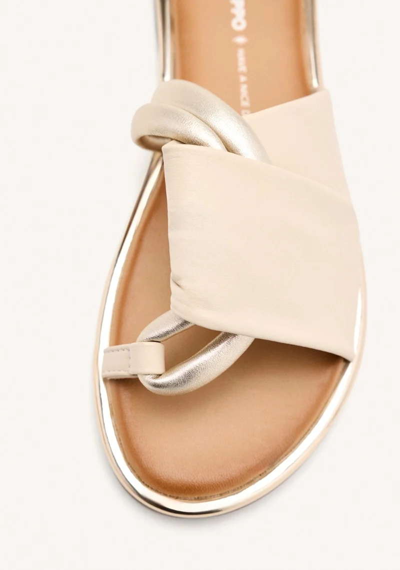 LEATHER FLAT SANDALS WHATELY
