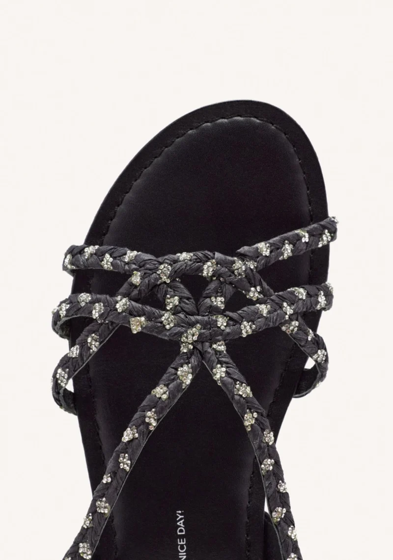 LEATHER AND RAFFIA FLAT SANDALS WIOTA