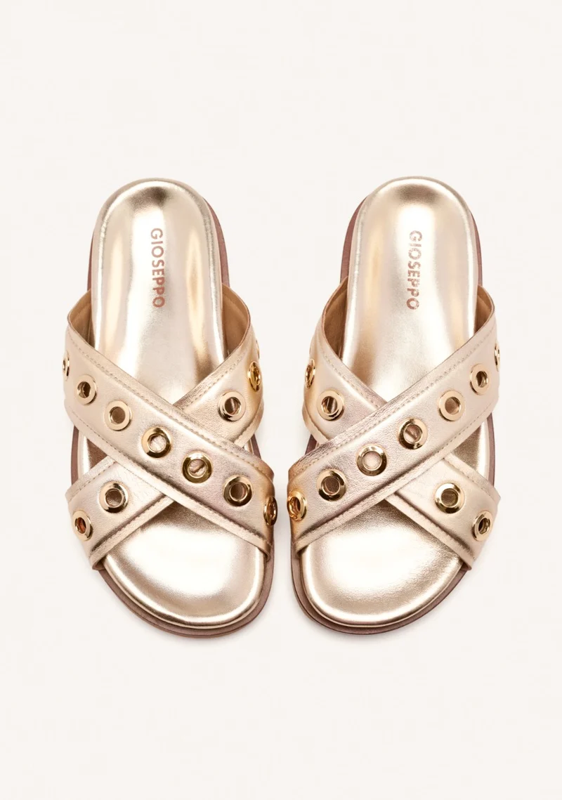 LEATHER SANDALS WITH EYELETS AND THREADS HILES