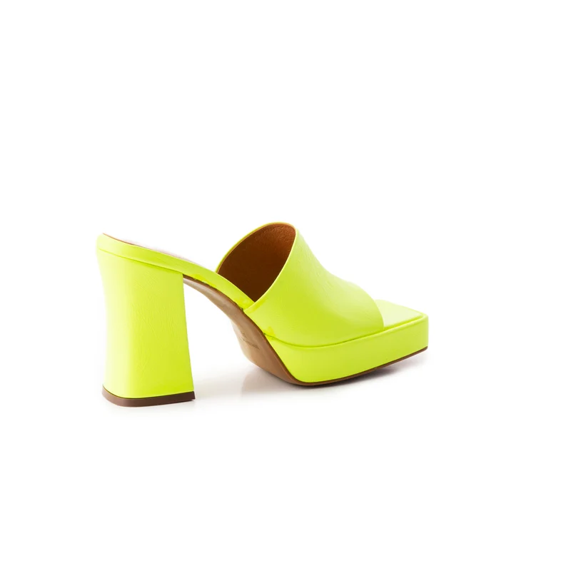 Morelia Yellow Neon