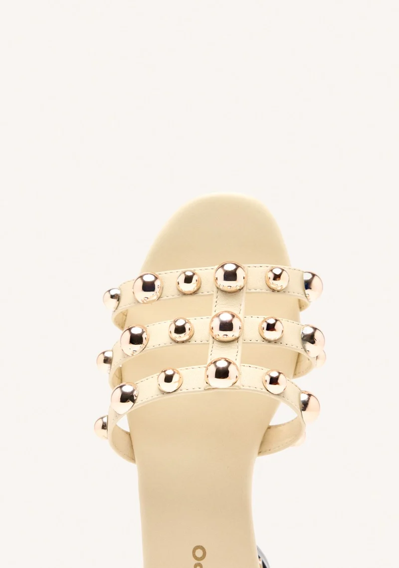 LEATHER STUDDED FLAT SANDALS DEKORRA